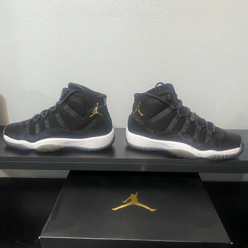 Air Jordan 11 Retro Prem HC Heiress Black Stingray. Size 6Y (Womens Size 8).